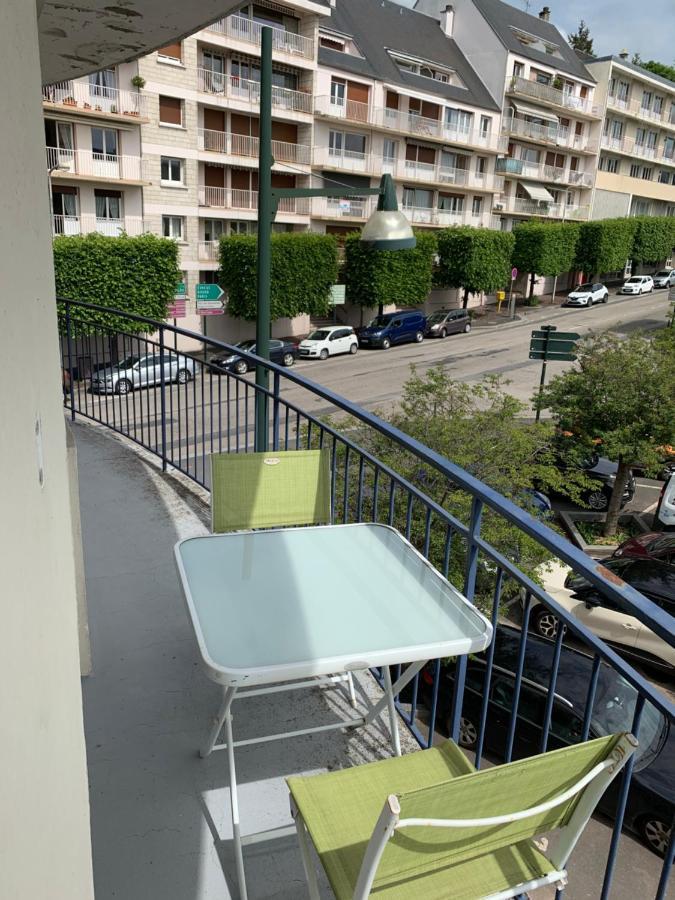 Au Coeur De Lisieux 83 M2 Et Vue Sur La Basilique Apartment Ngoại thất bức ảnh