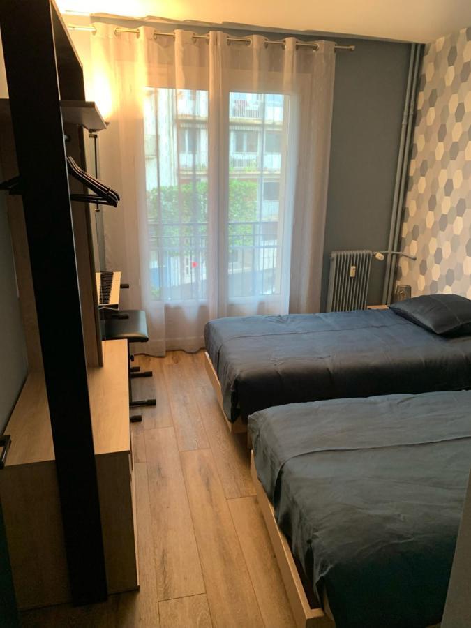 Au Coeur De Lisieux 83 M2 Et Vue Sur La Basilique Apartment Ngoại thất bức ảnh
