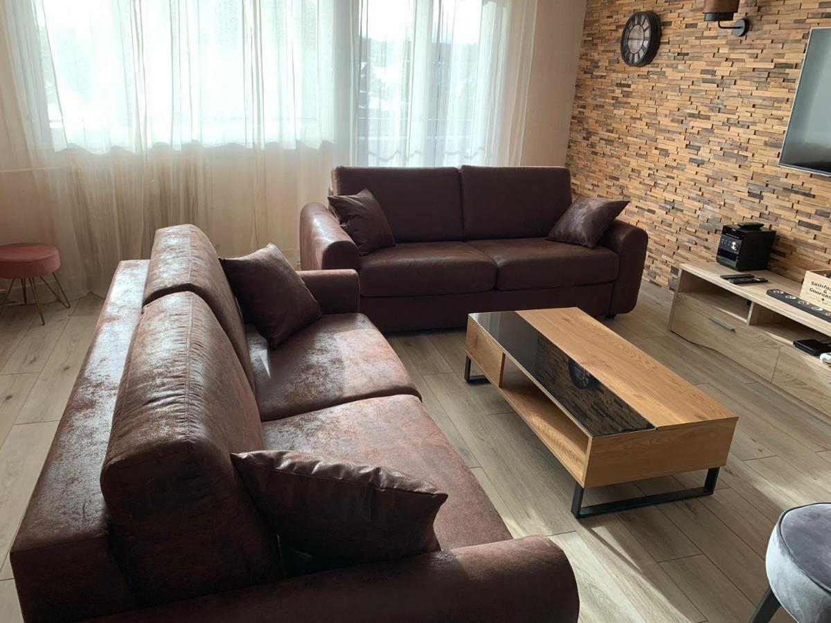 Au Coeur De Lisieux 83 M2 Et Vue Sur La Basilique Apartment Ngoại thất bức ảnh
